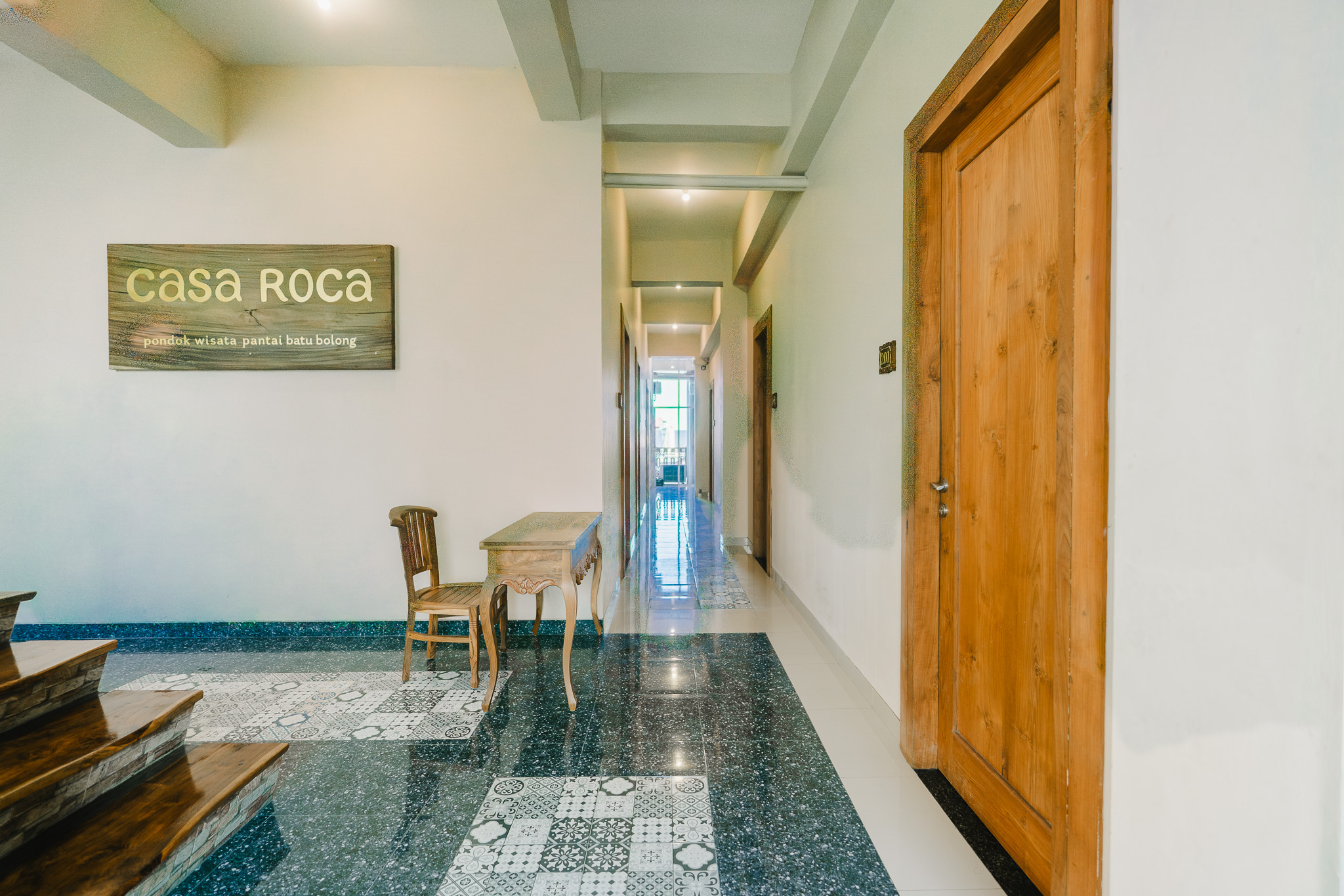 Casa Roca shared corridor and walkway — photo 5 of 8