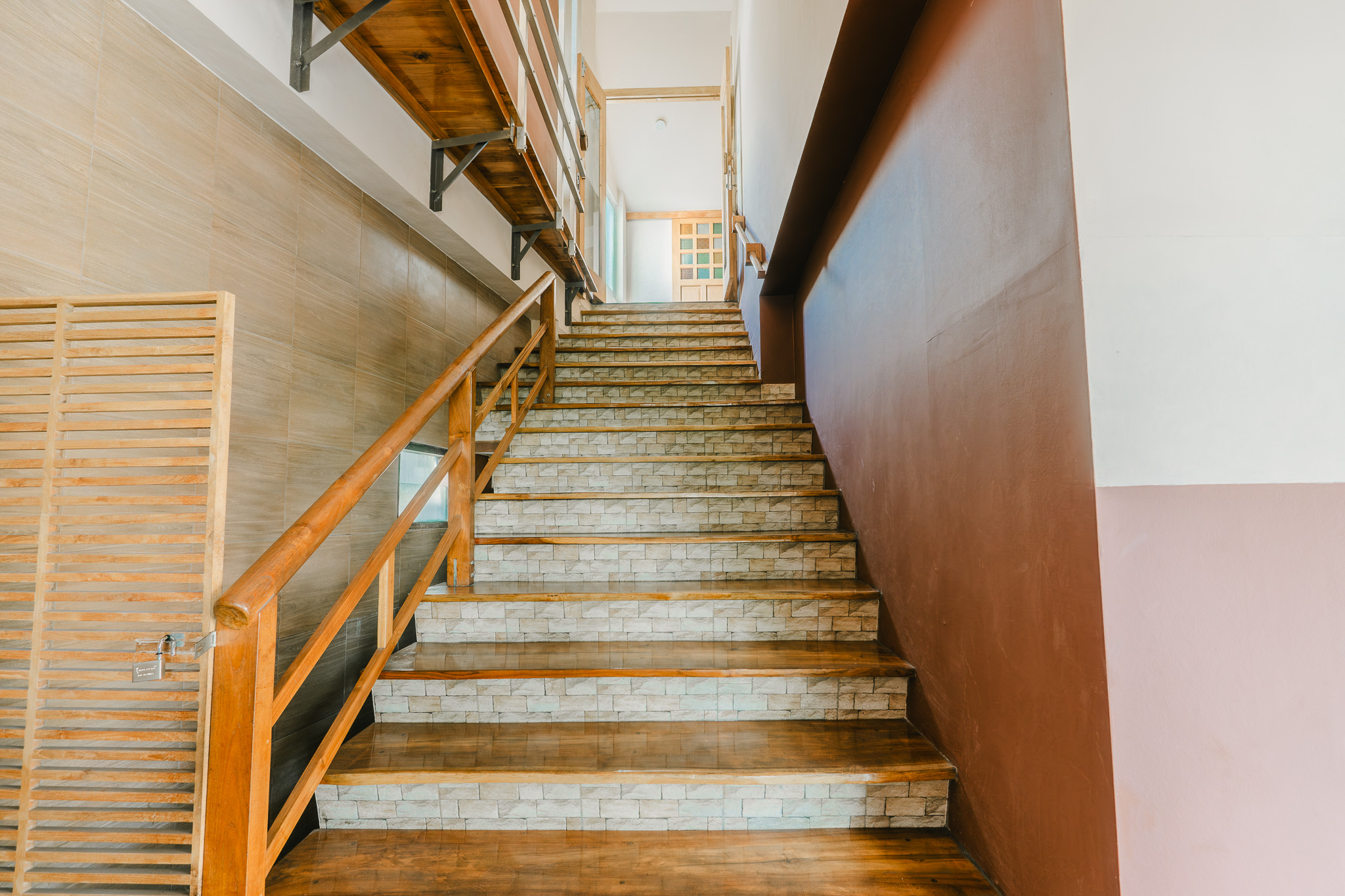 Casa Roca staircase — photo 1 of 2